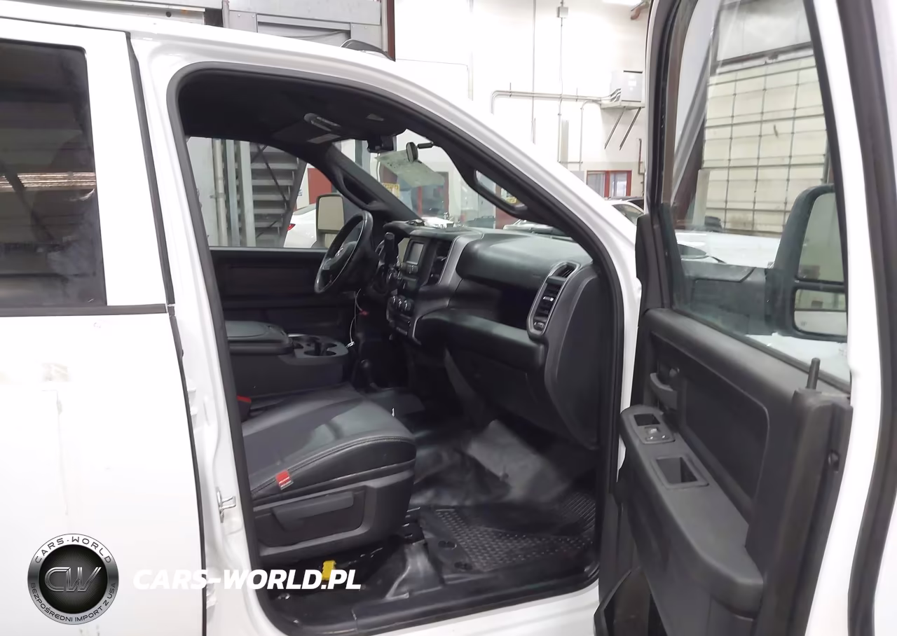 2024 Ram 5500 Chassis Tradesman-Slt-Laramie-Limited VIN:3C7WRNFL7RG172598 - 7