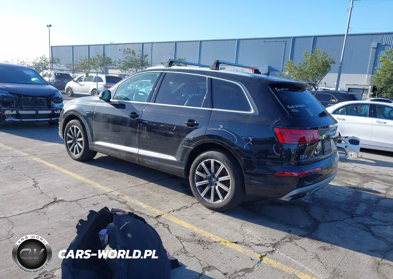 2017 Audi Q7 3.0T Premium VIN:WA1LAAF79HD024249 - 3