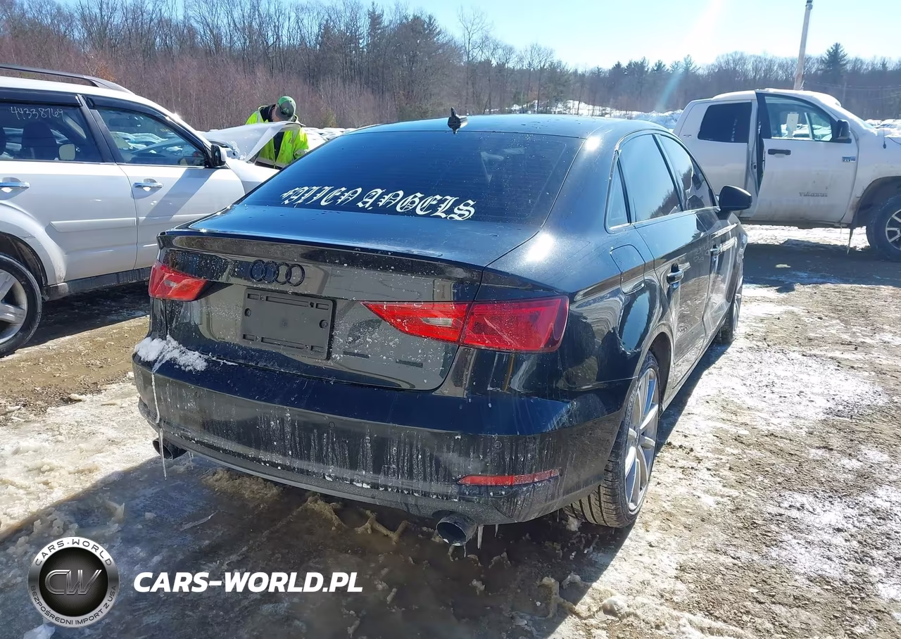 2015 Audi A3 2.0T Premium VIN:WAUEFGFF1F1041665 - 4