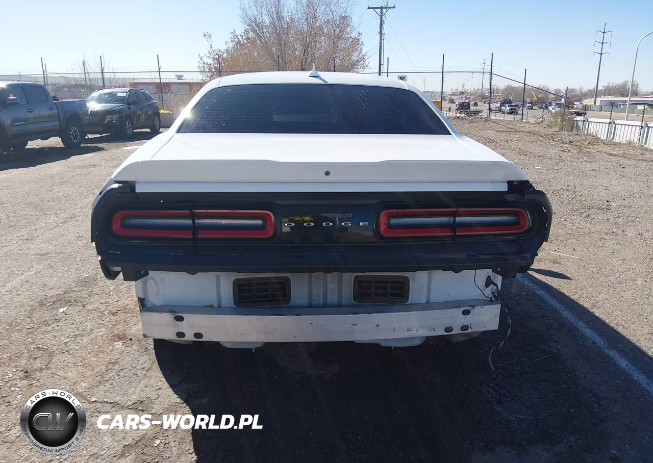 2015 Dodge Challenger Sxt Plus VIN:2C3CDZBG0FH850736 - 16