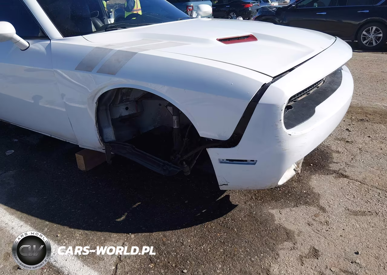 2015 Dodge Challenger Sxt Plus VIN:2C3CDZBG0FH850736 - 6