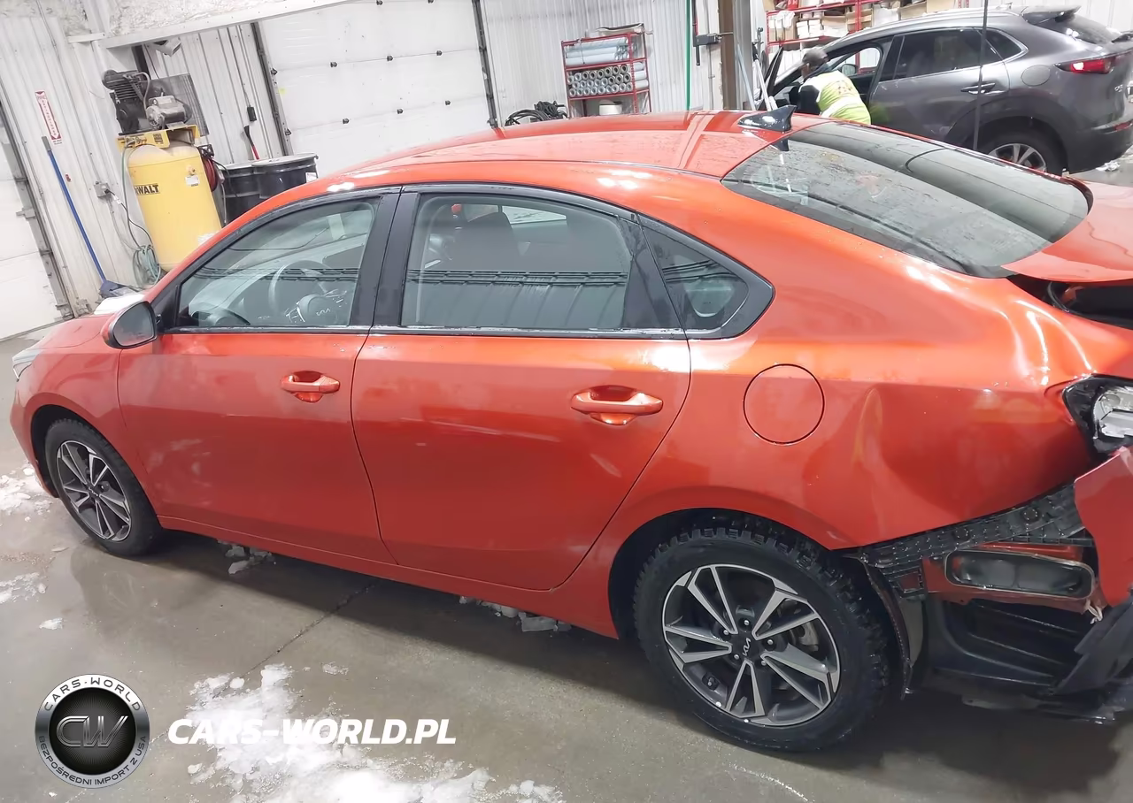 2023 Kia Forte Lxs VIN:3KPF24AD5PE609664 - 15