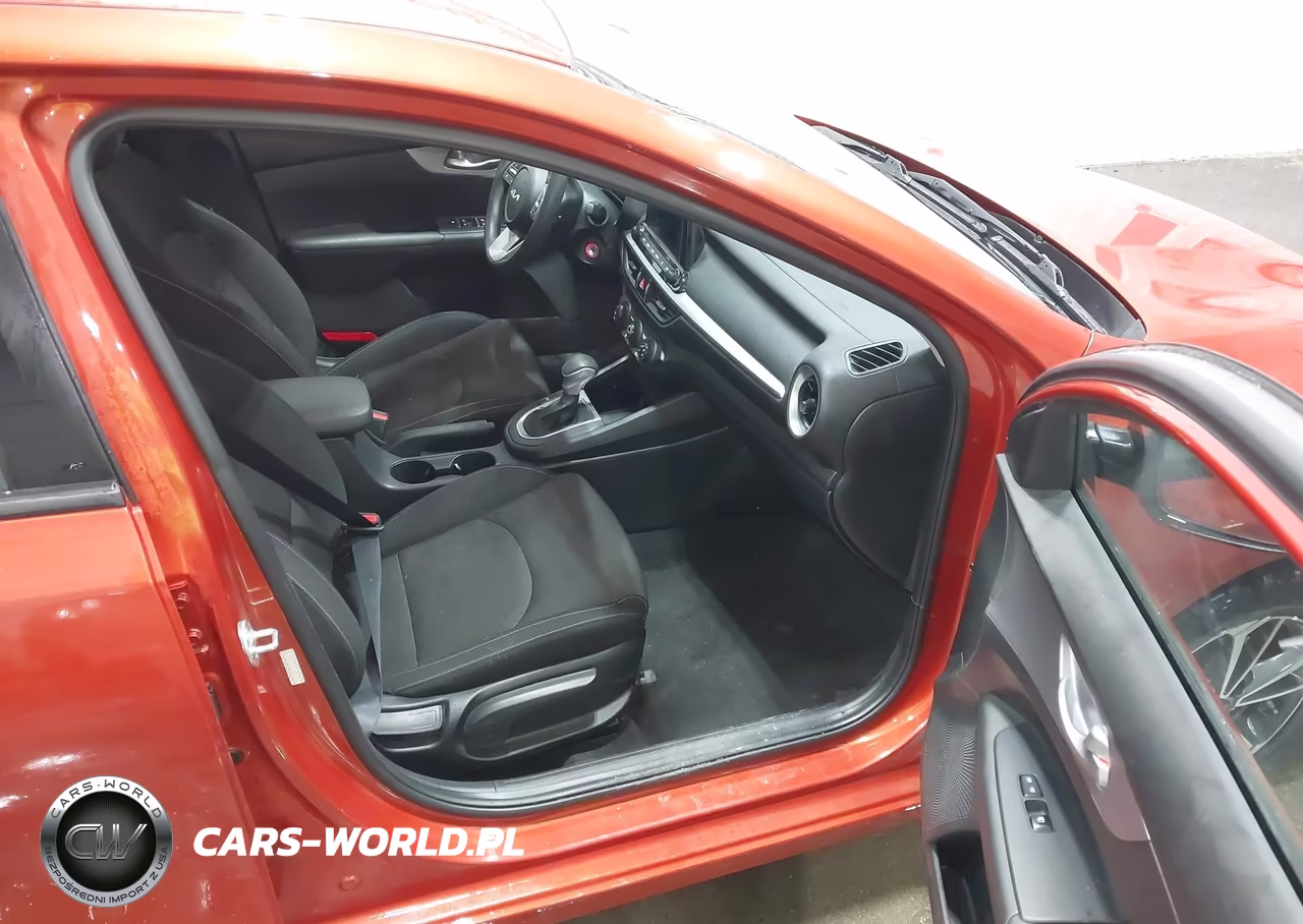 2023 Kia Forte Lxs VIN:3KPF24AD5PE609664 - 5