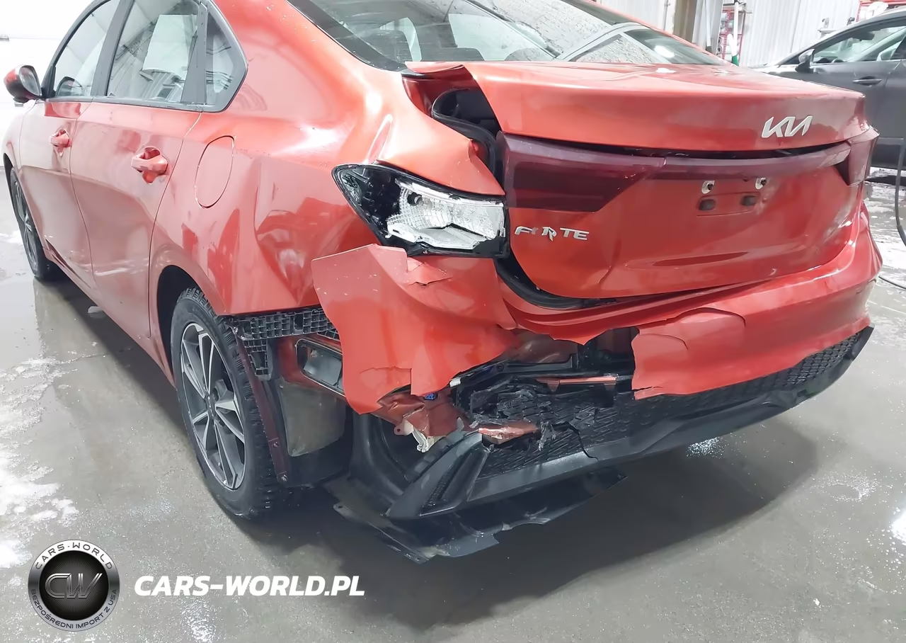 2023 Kia Forte Lxs VIN:3KPF24AD5PE609664 - 6