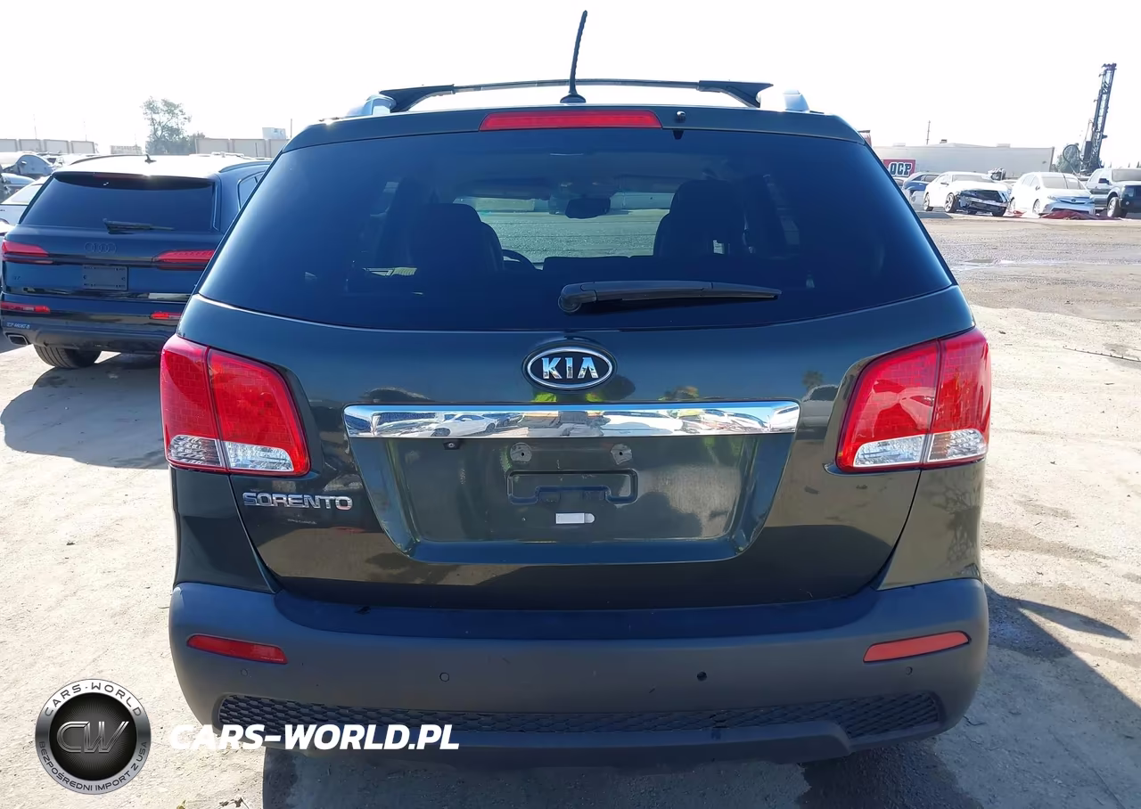 2012 Kia Sorento Lx VIN:5XYKT3A61CG215261 - 15