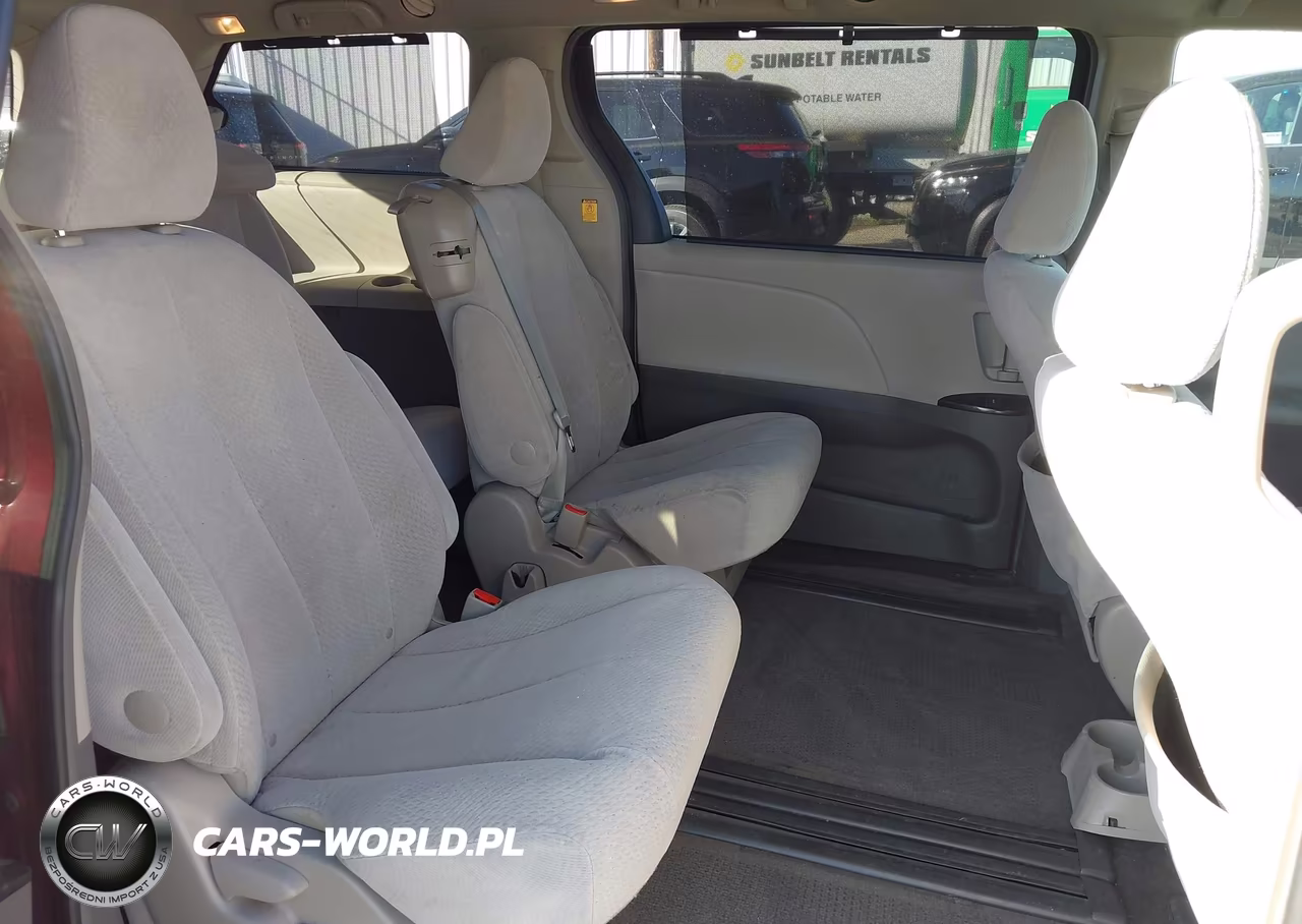 2012 Toyota Sienna Le V6 8 Passenger VIN:5TDKK3DCXCS274736 - 8