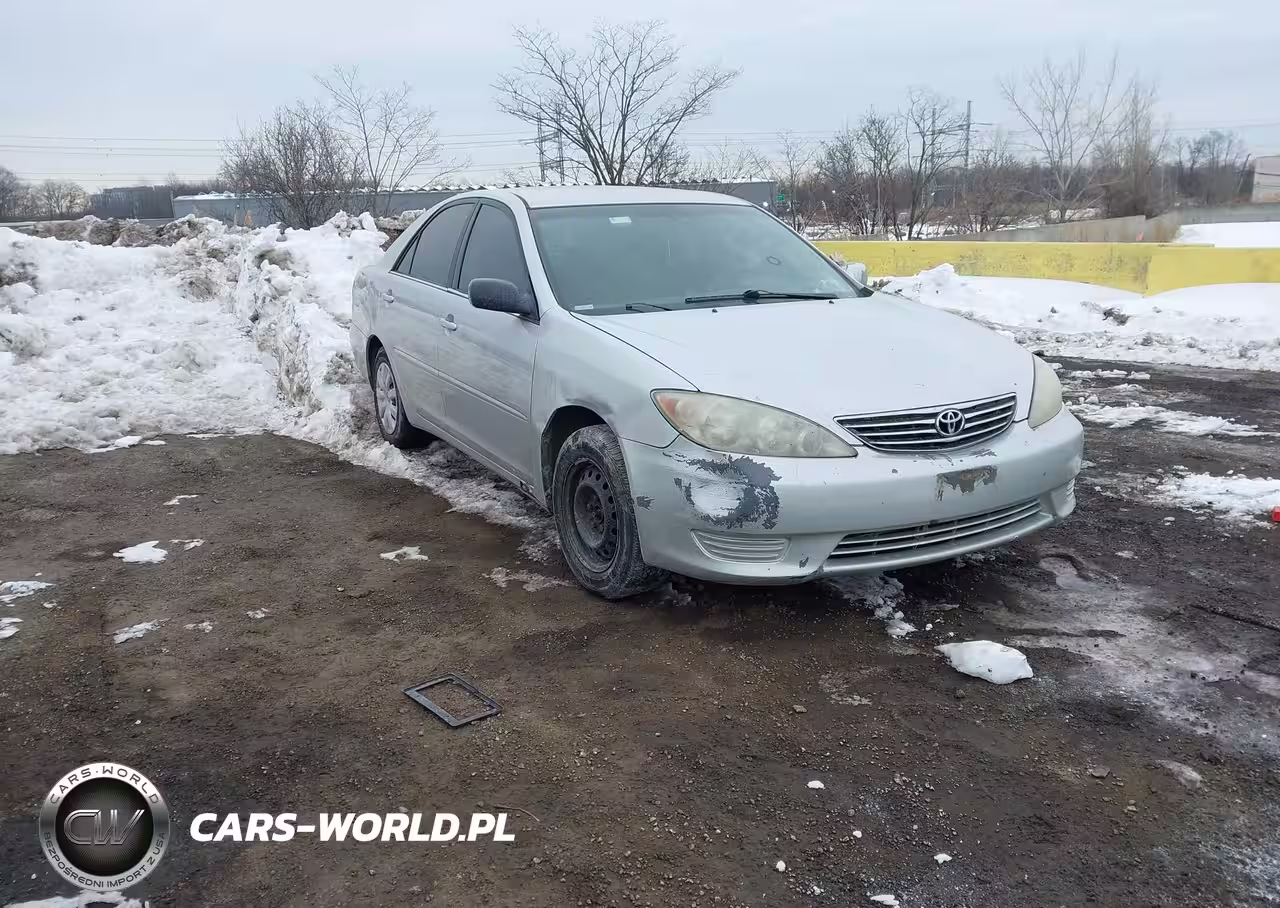 2005 Toyota Camry Le