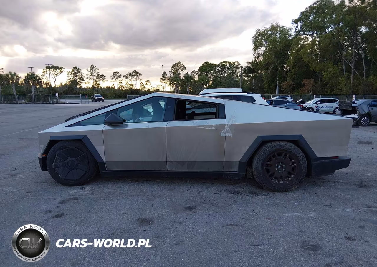 2024 Tesla Cybertruck Cyberbeast VIN:7G2CEHEE1RA035317 - 13
