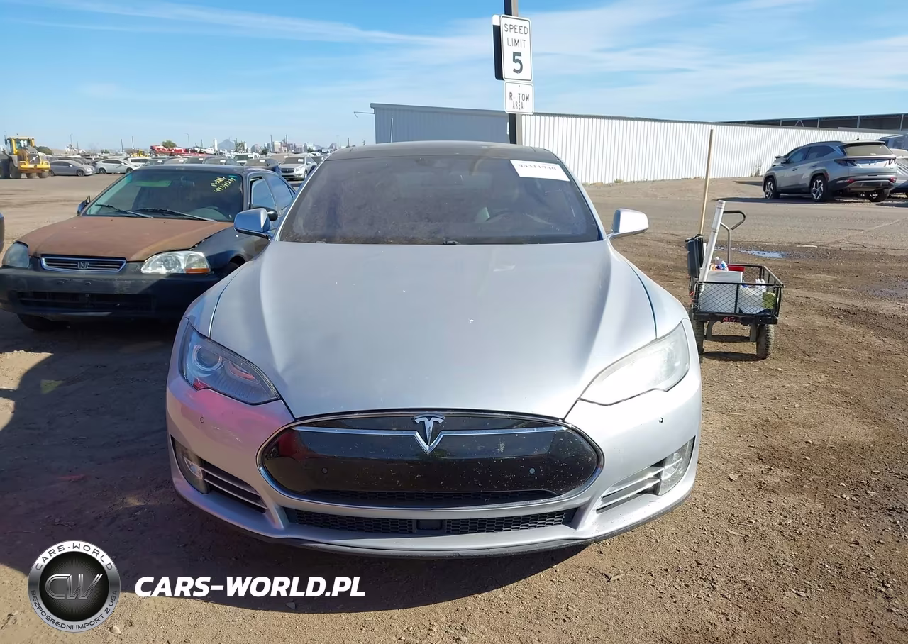 2015 Tesla Model S 85D-P85D VIN:5YJSA1H45FF081140 - 12