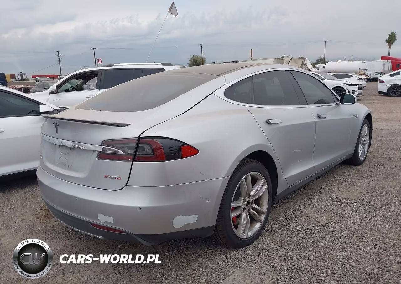 2015 Tesla Model S 85D-P85D VIN:5YJSA1H45FF081140 - 4