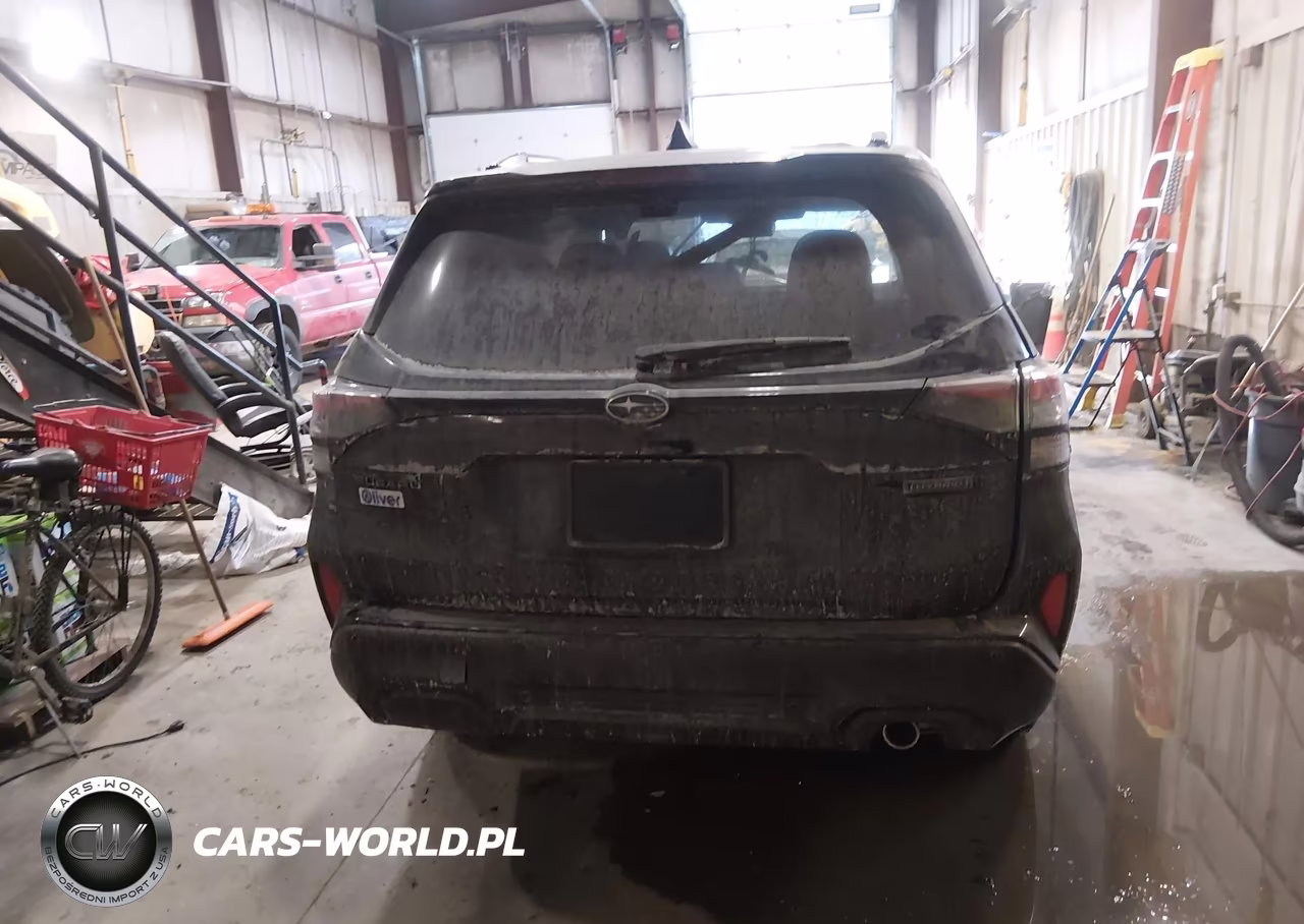 2025 Subaru Forester Touring Hybrid VIN:JF2SLSTD4SH453568 - 15
