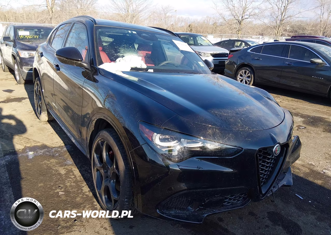 2025 Alfa Romeo Stelvio Sprint Awd – zdjęcie 1 z 16