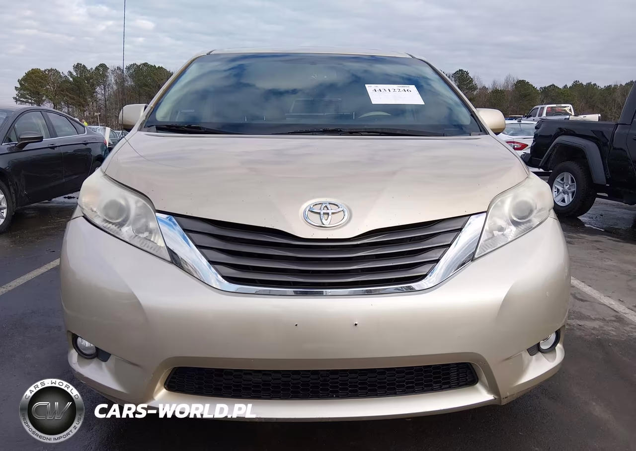 2011 Toyota Sienna Xle V6 VIN:5TDYK3DC4BS041928 - 13