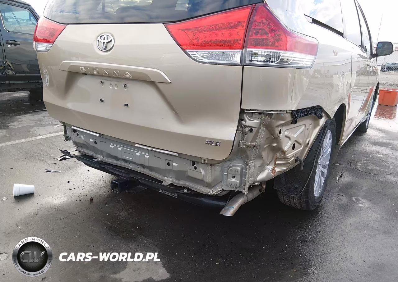 2011 Toyota Sienna Xle V6 VIN:5TDYK3DC4BS041928 - 18