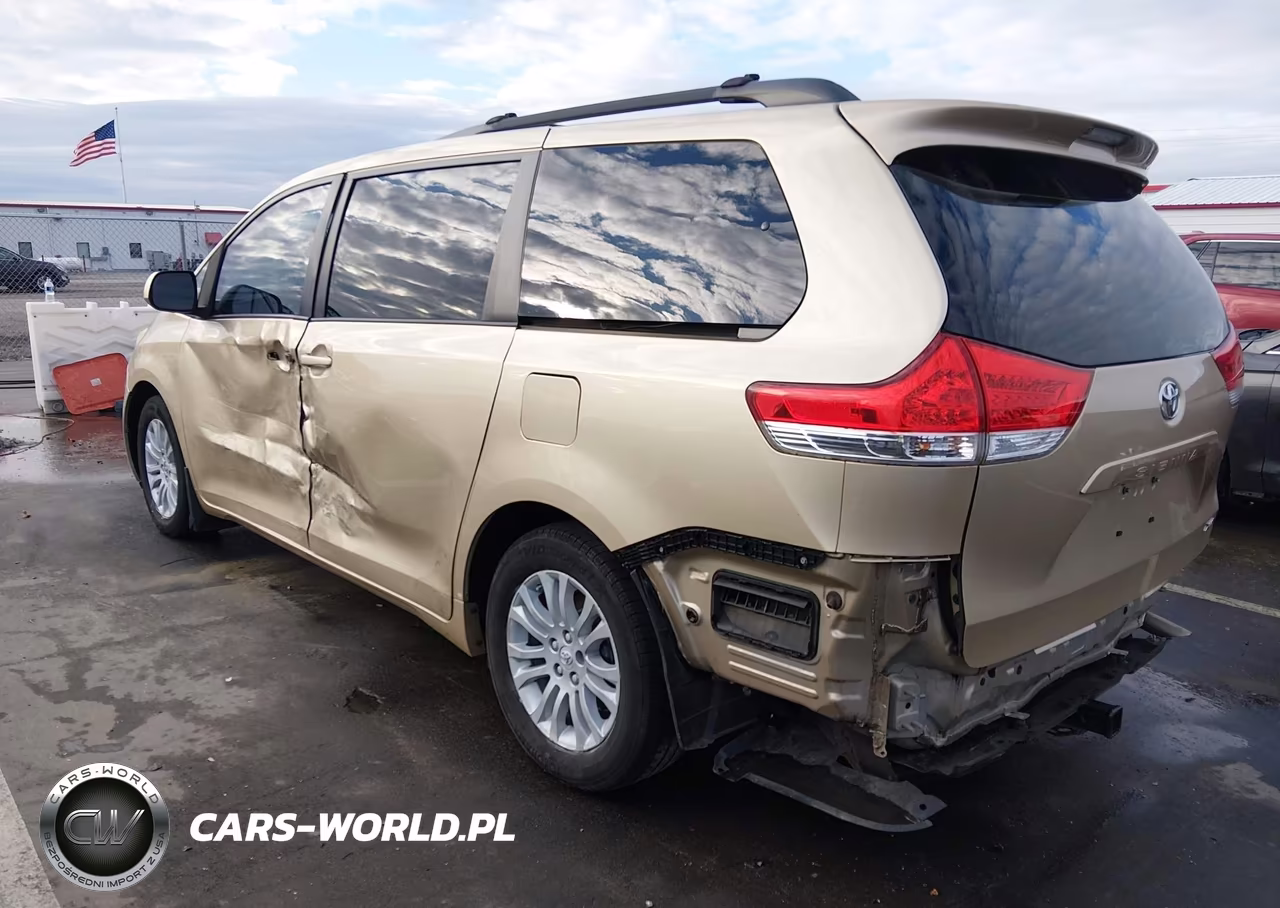 2011 Toyota Sienna Xle V6 VIN:5TDYK3DC4BS041928 - 3