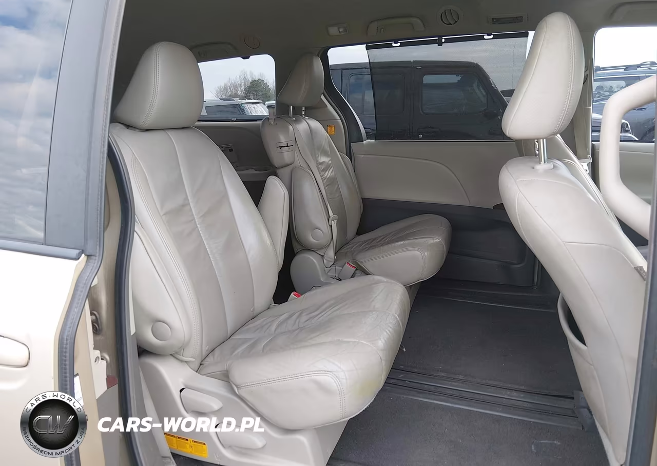 2011 Toyota Sienna Xle V6 VIN:5TDYK3DC4BS041928 - 8