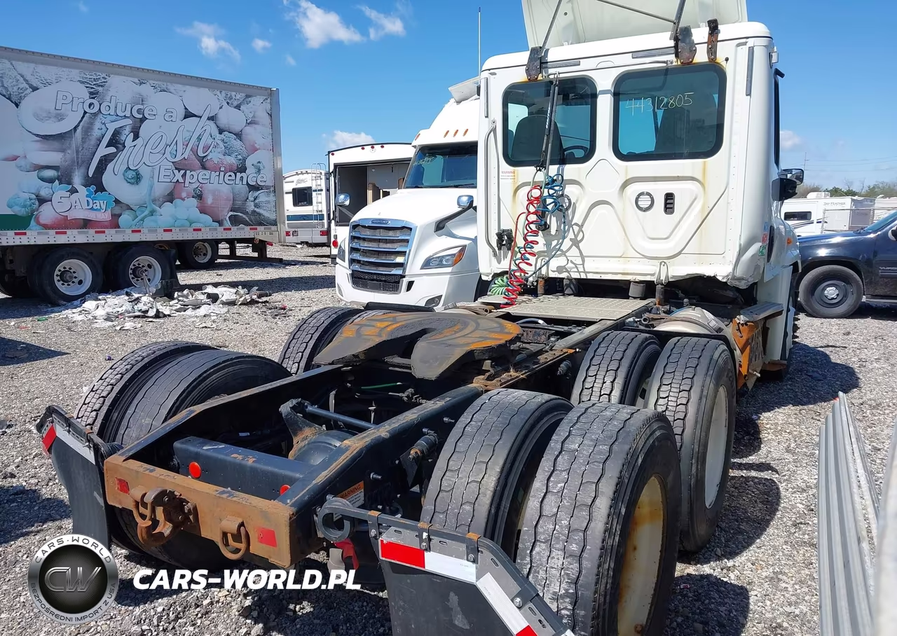 2019 Freightliner Cascadia 125 VIN:1FUJGEDV4KLKD4621 - 4