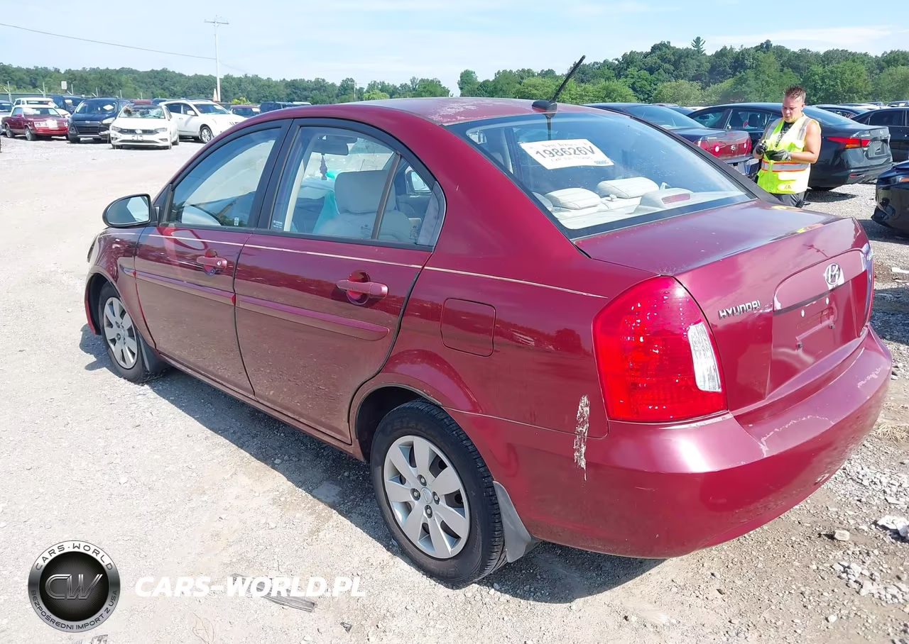 2009 Hyundai Accent Gls VIN:KMHCN46C39U315075 - 3