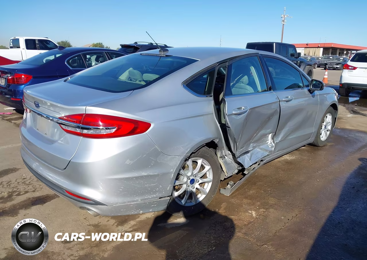 2017 Ford Fusion S VIN:3FA6P0G70HR196130 - 4