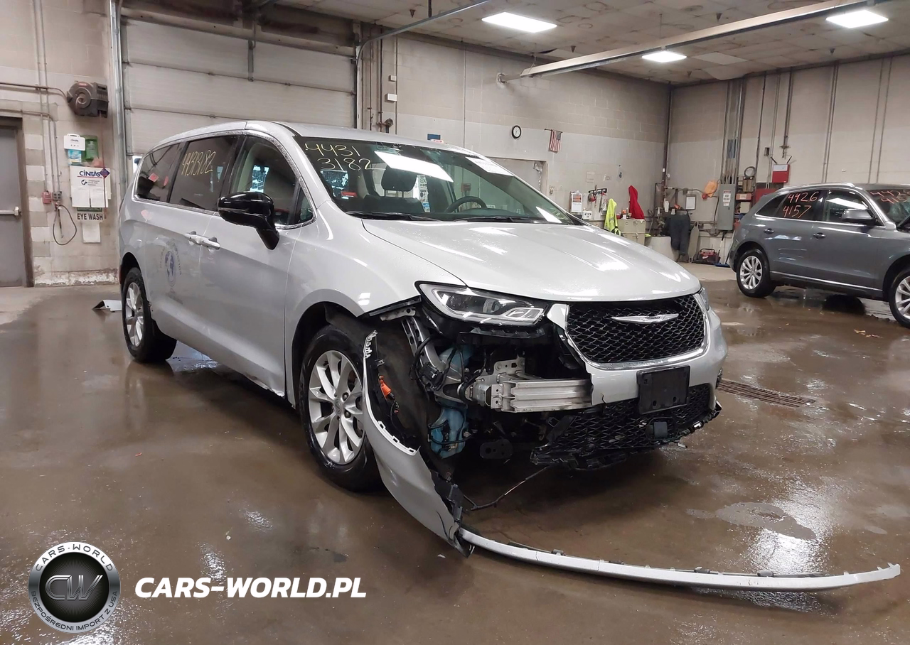 2024 Chrysler Pacifica Touring L Awd