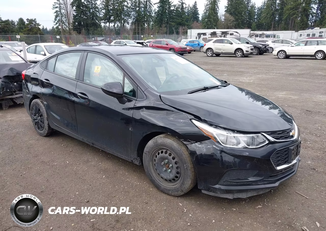 2017 Chevrolet Cruze Ls Auto – zdjęcie 1 z 11
