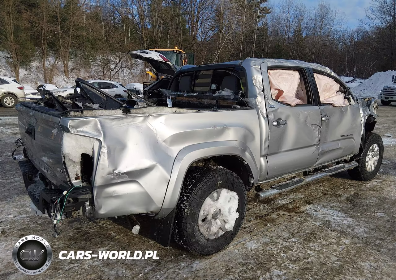 2018 Toyota Tacoma Sr5 V6 VIN:3TMCZ5AN6JM133872 - 4