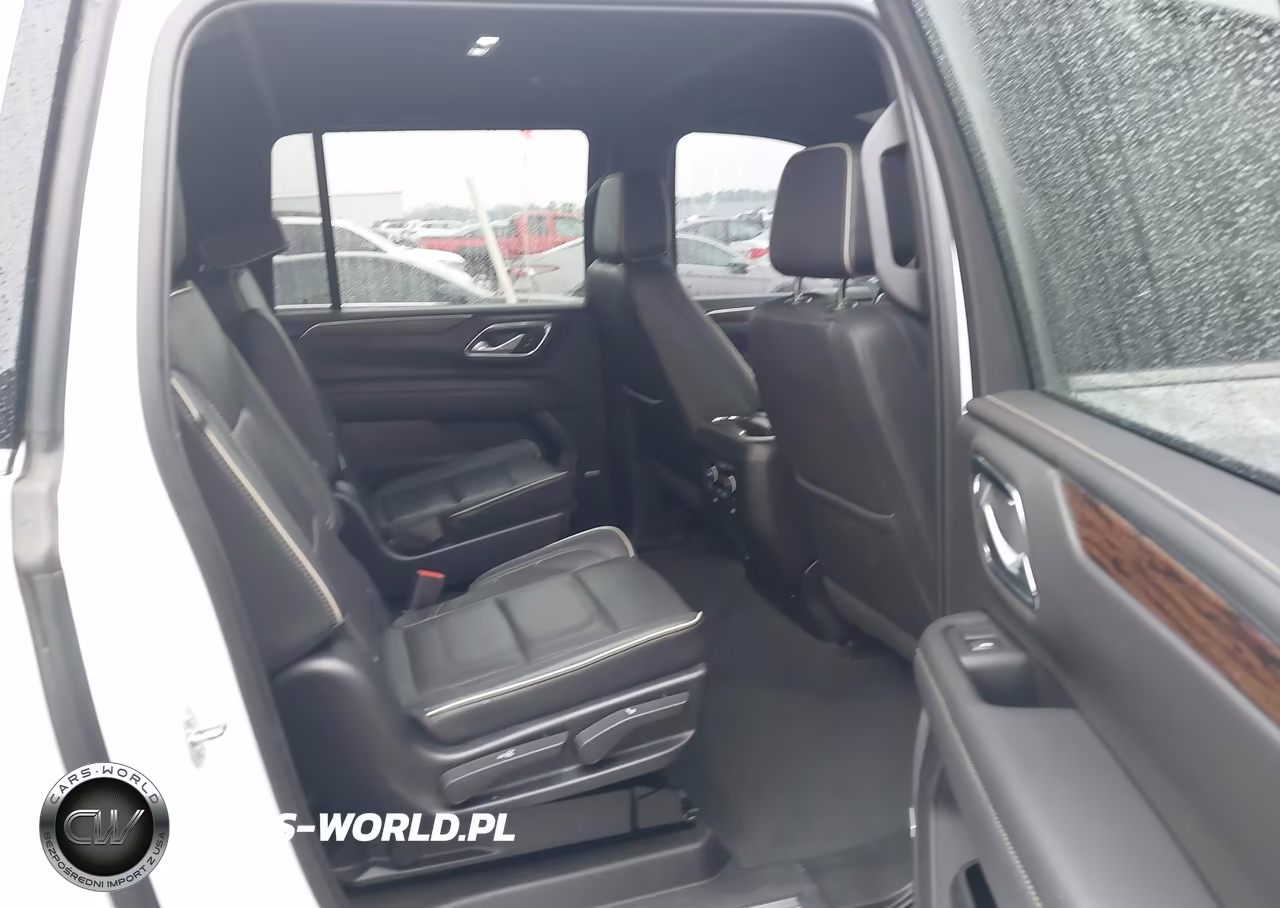 2022 Chevrolet Suburban 2Wd Premier VIN:1GNSCFKD5NR190990 - 8