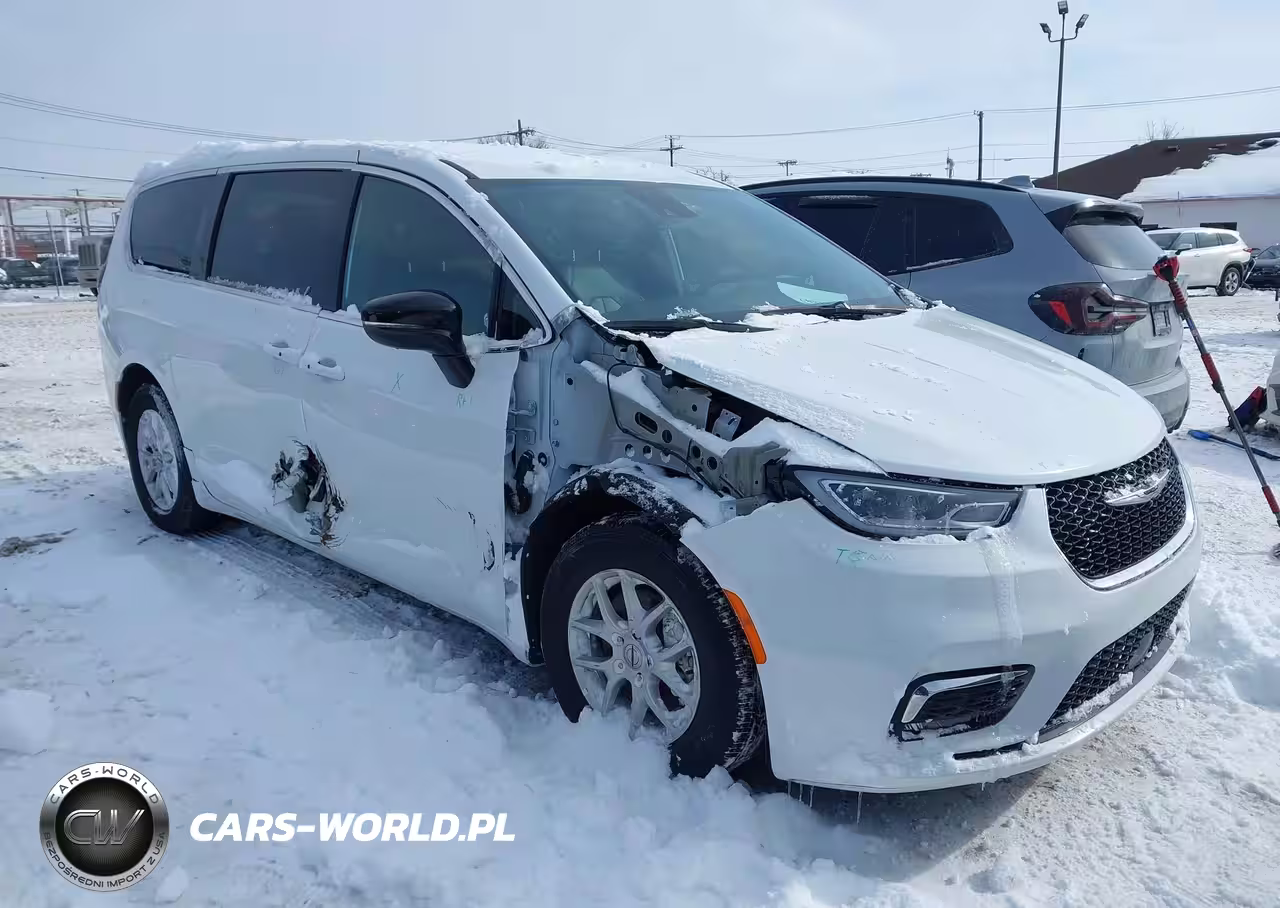 2025 Chrysler Pacifica Select