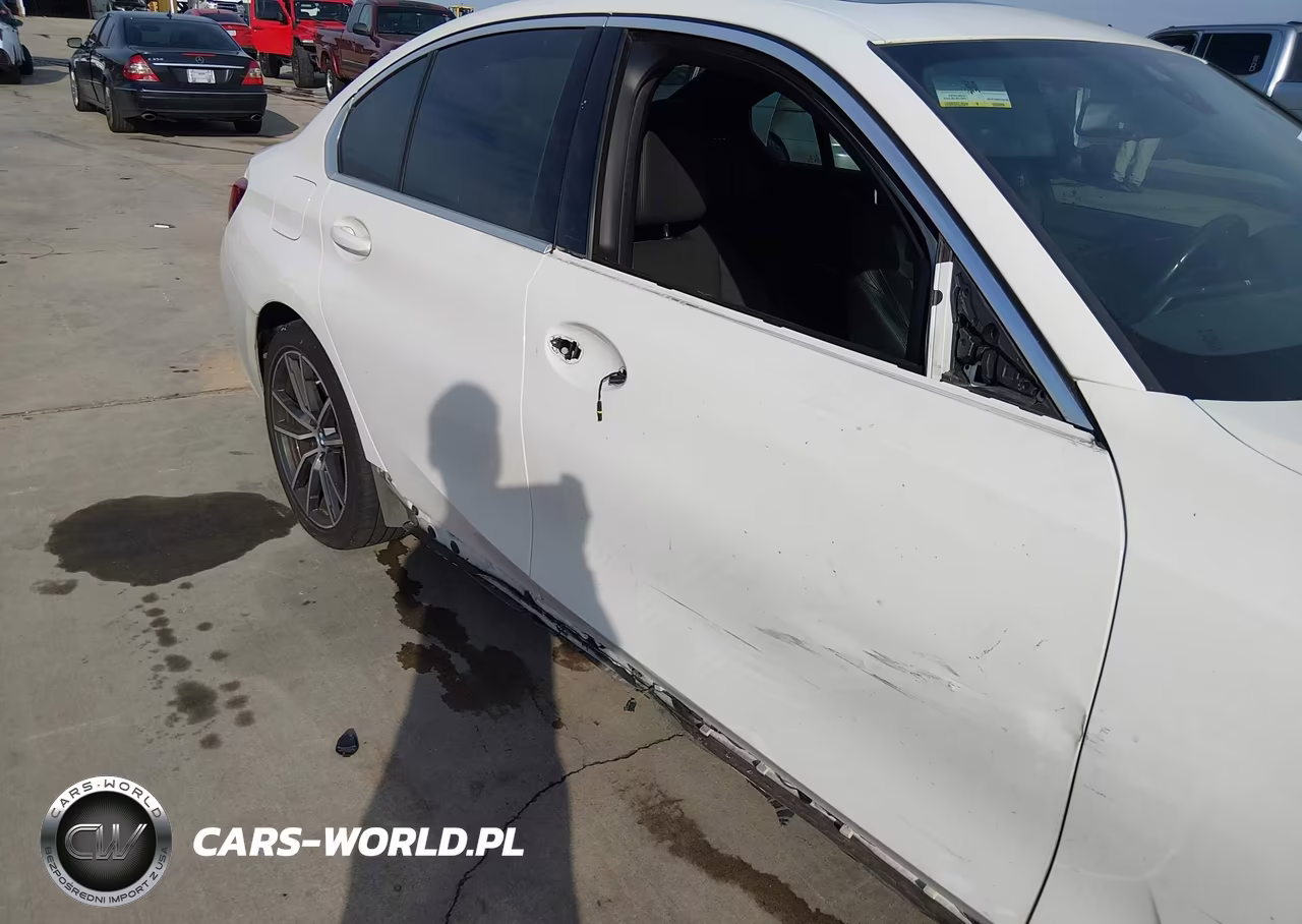 2019 BMW 330I VIN:3MW5R1J58K8B01496 - 16
