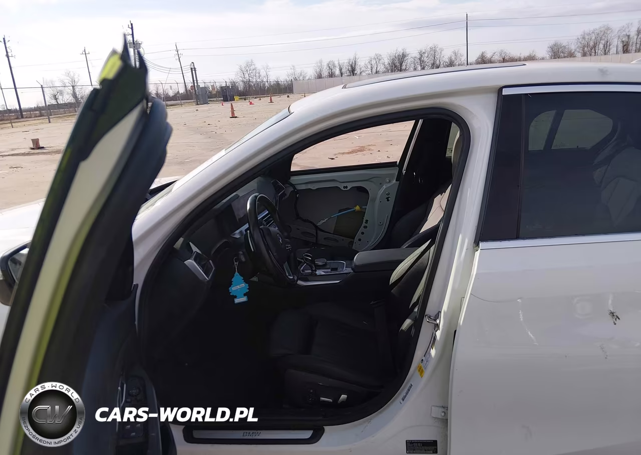 2019 BMW 330I VIN:3MW5R1J58K8B01496 - 5