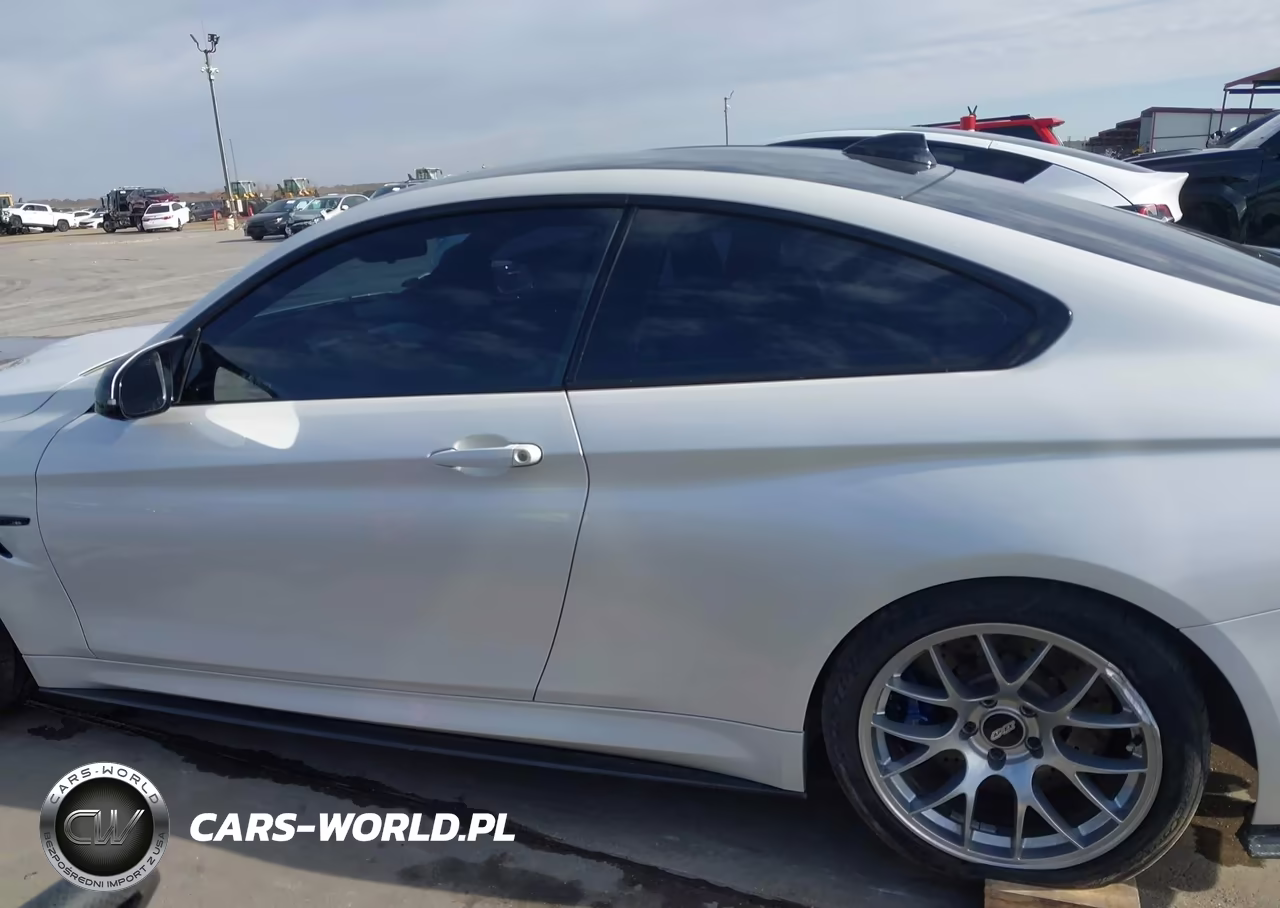 2016 BMW M4 VIN:WBS3R9C5XGK335708 - 14