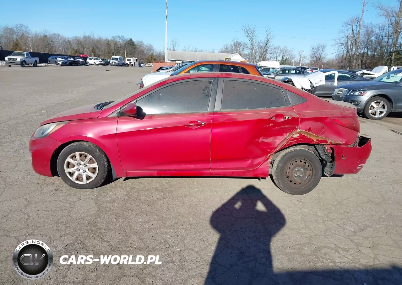 2013 Hyundai Accent Gls VIN:KMHCT4AE5DU305509 - 14