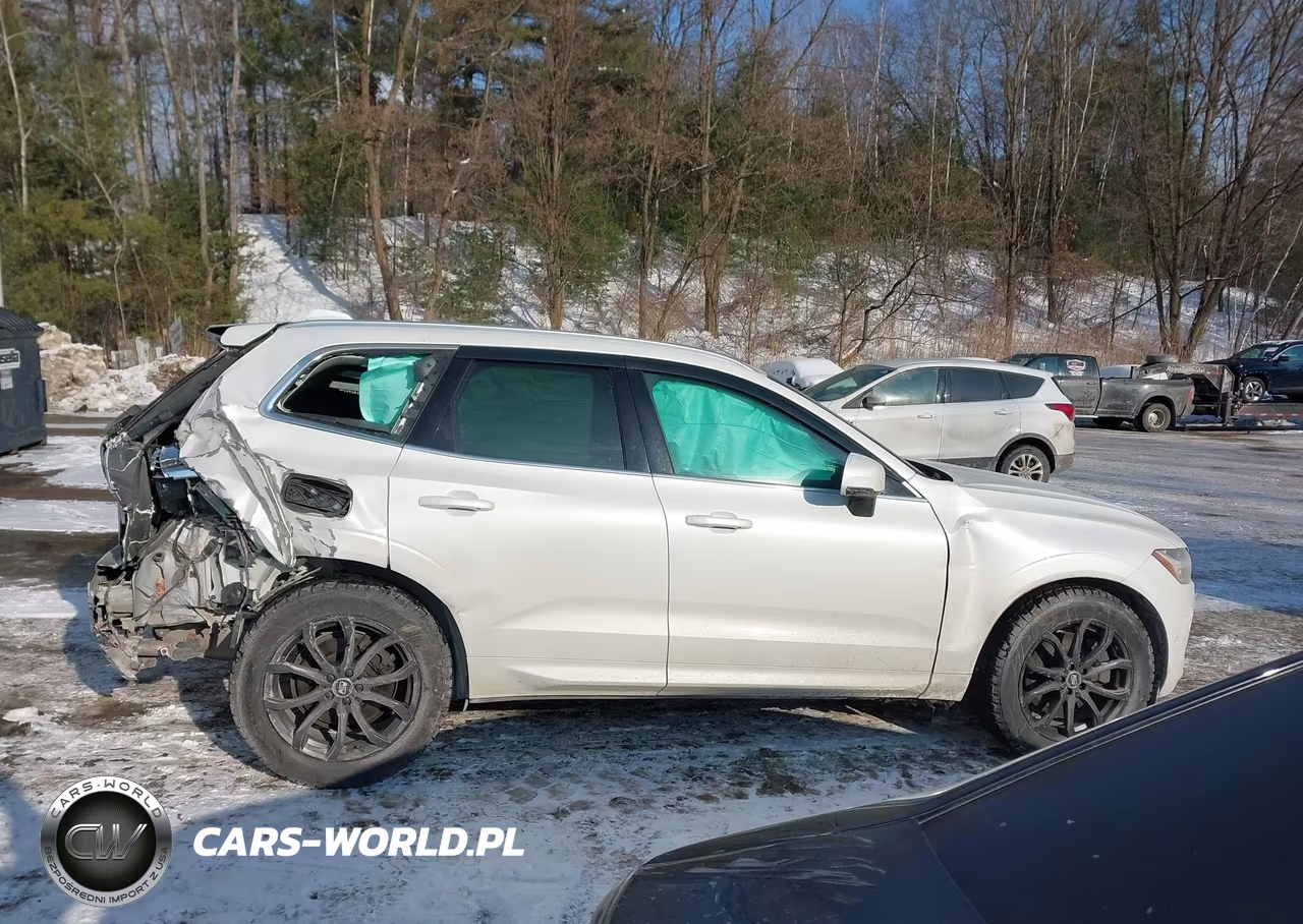 2018 Volvo Xc60 T6 Momentum VIN:LYVA22RK6JB069102 - 13