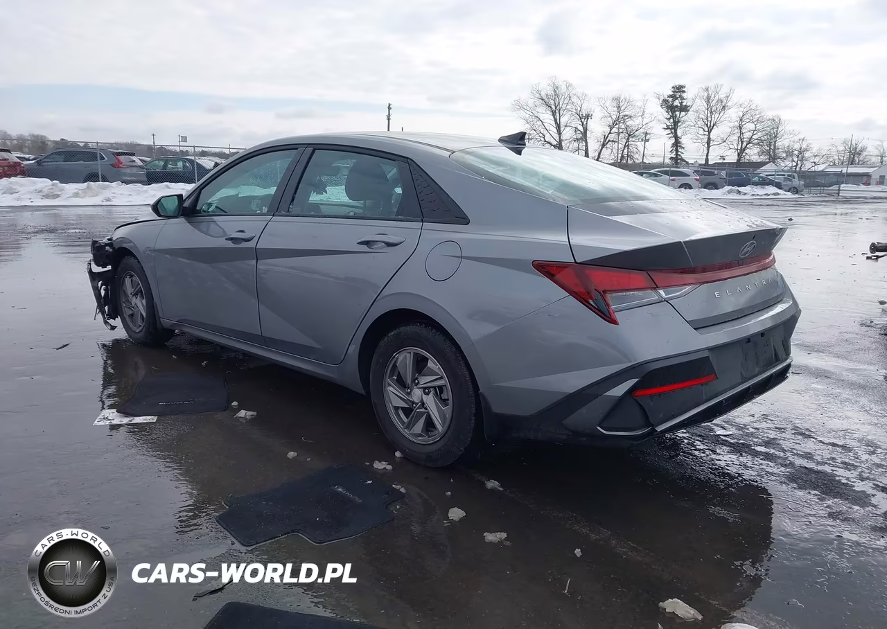 2025 Hyundai Elantra Se VIN:KMHLL4DG7SU010891 - 3