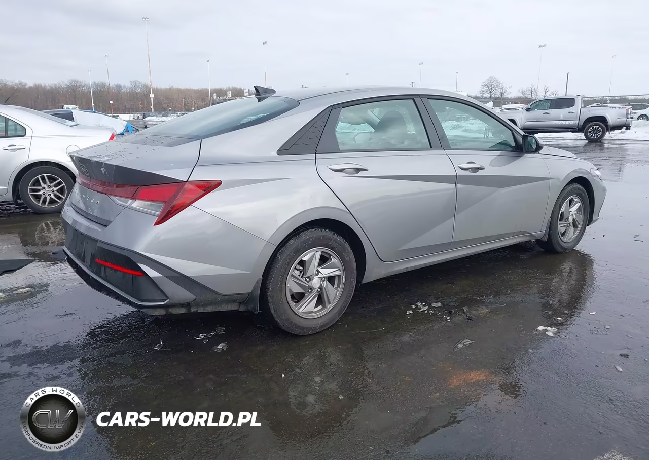 2025 Hyundai Elantra Se VIN:KMHLL4DG7SU010891 - 4