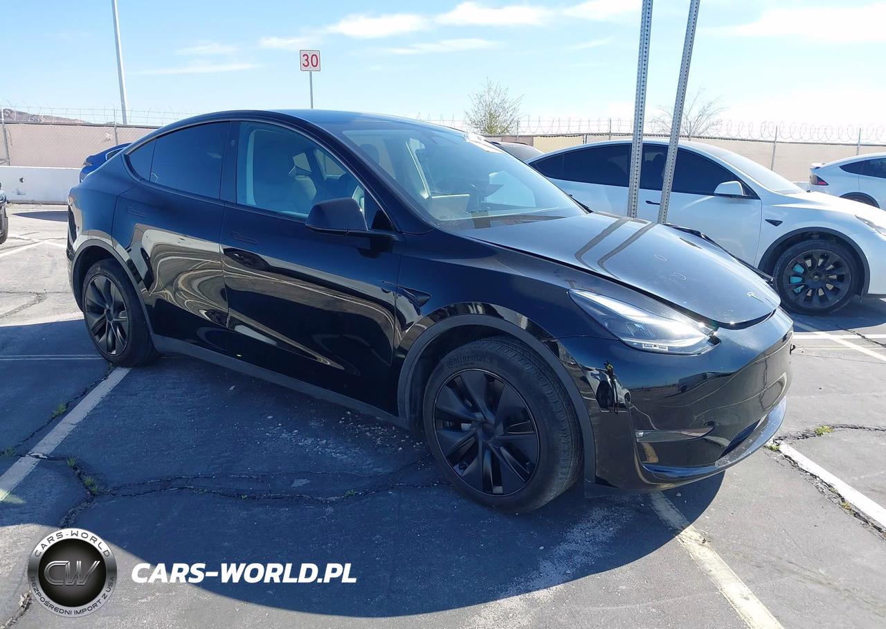 2025 Tesla Model Y Long Range Dual Motor All-Wheel Drive
