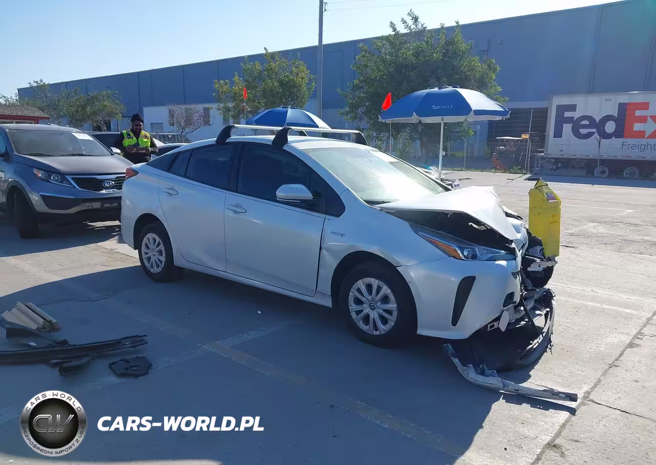 2022 Toyota Prius L