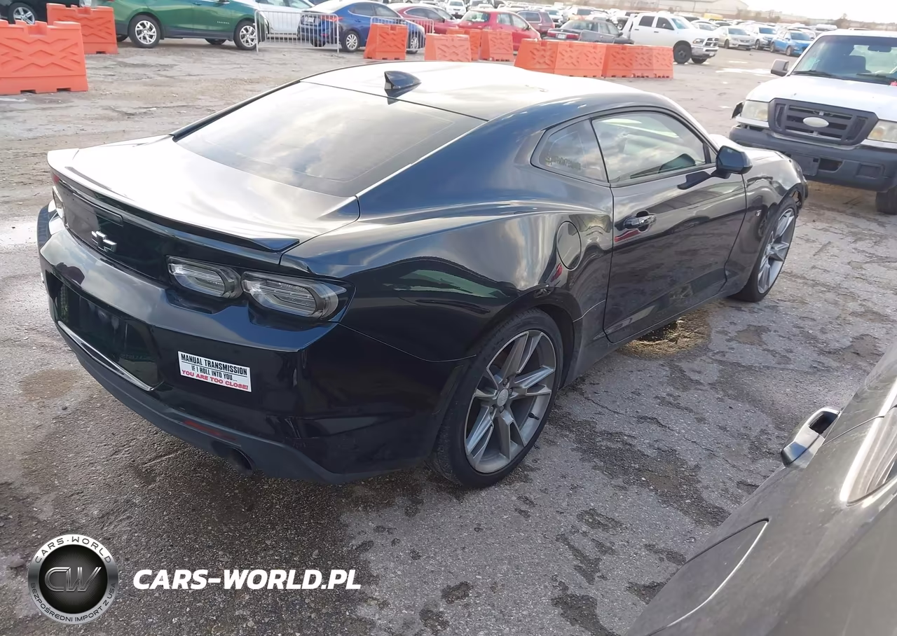 2019 Chevrolet Camaro 1Lt VIN:1G1FA1RX6K0122581 - 4