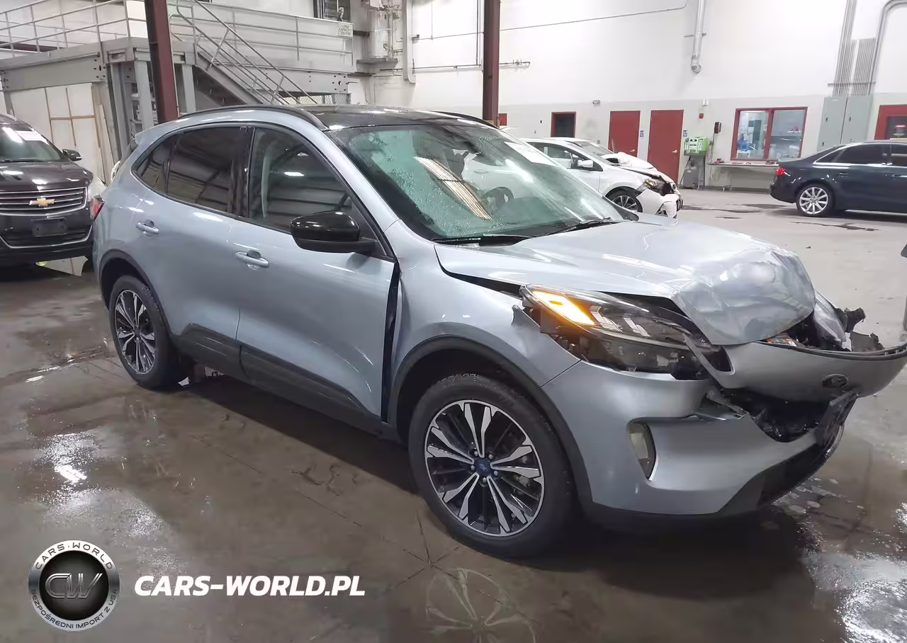 2022 Ford Escape Sel