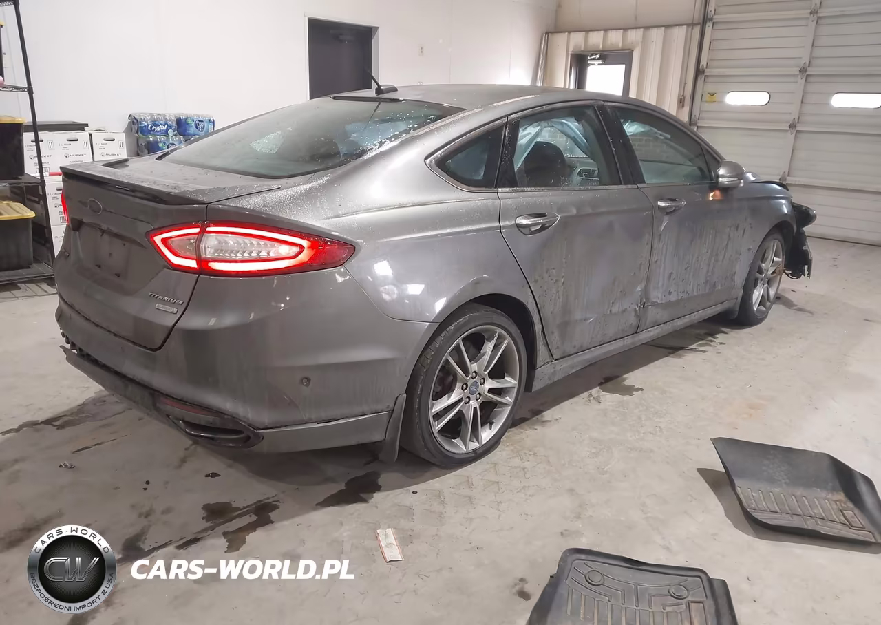 2013 Ford Fusion Titanium VIN:3FA6P0K92DR188419 - 4