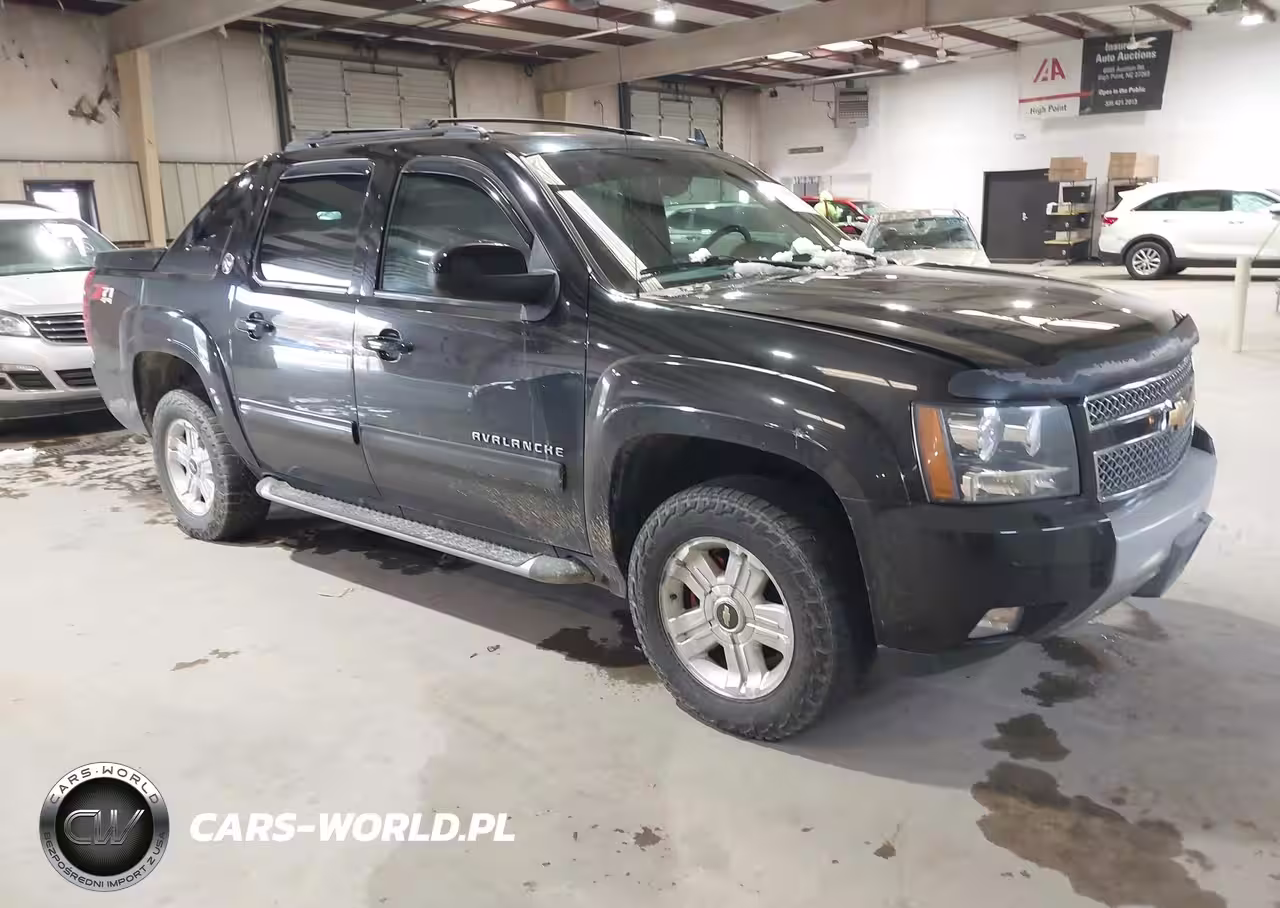 2013 Chevrolet Avalanche Lt