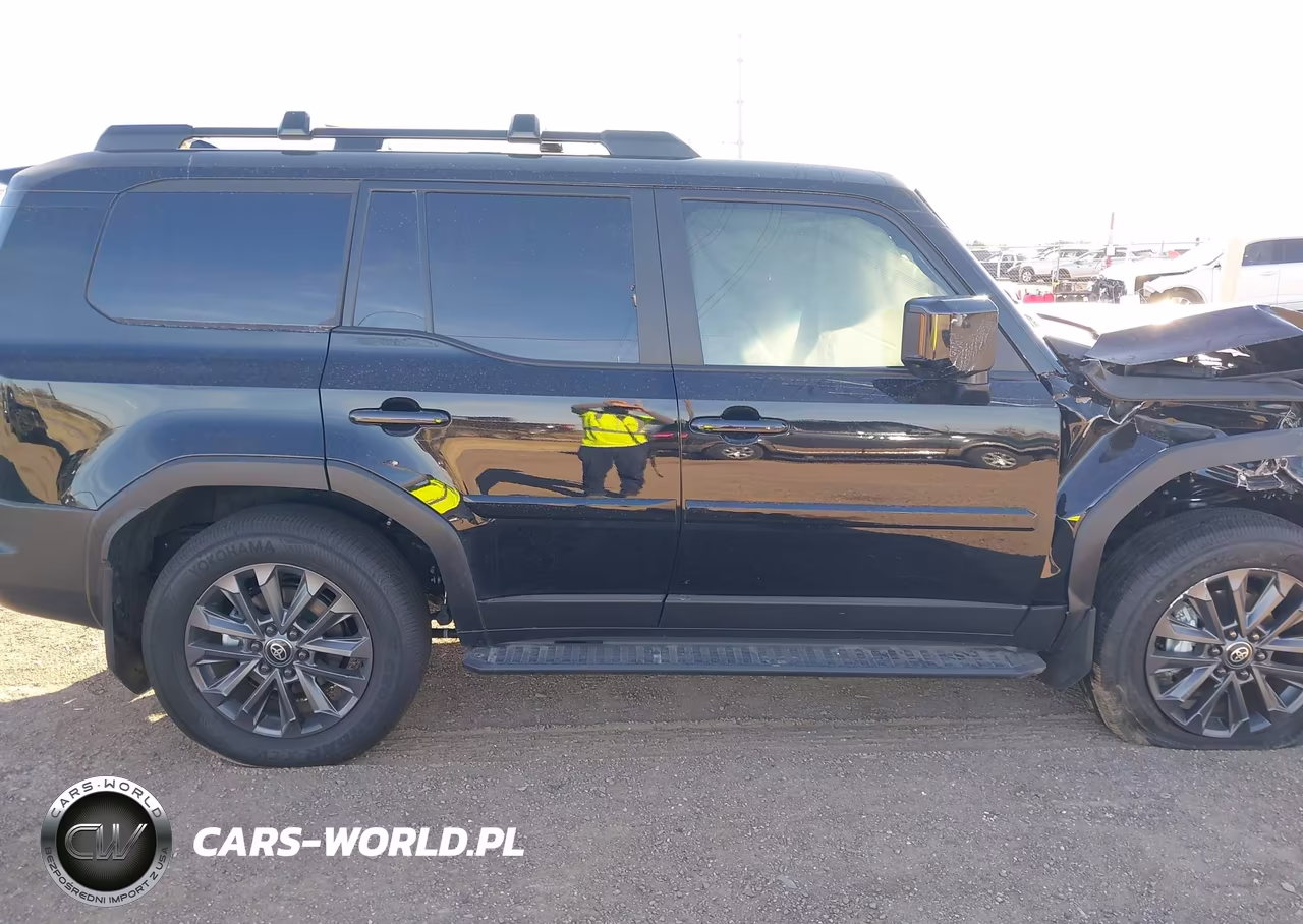 2026 Toyota Land Cruiser VIN:JTEABFAJ6TK050706 - 12