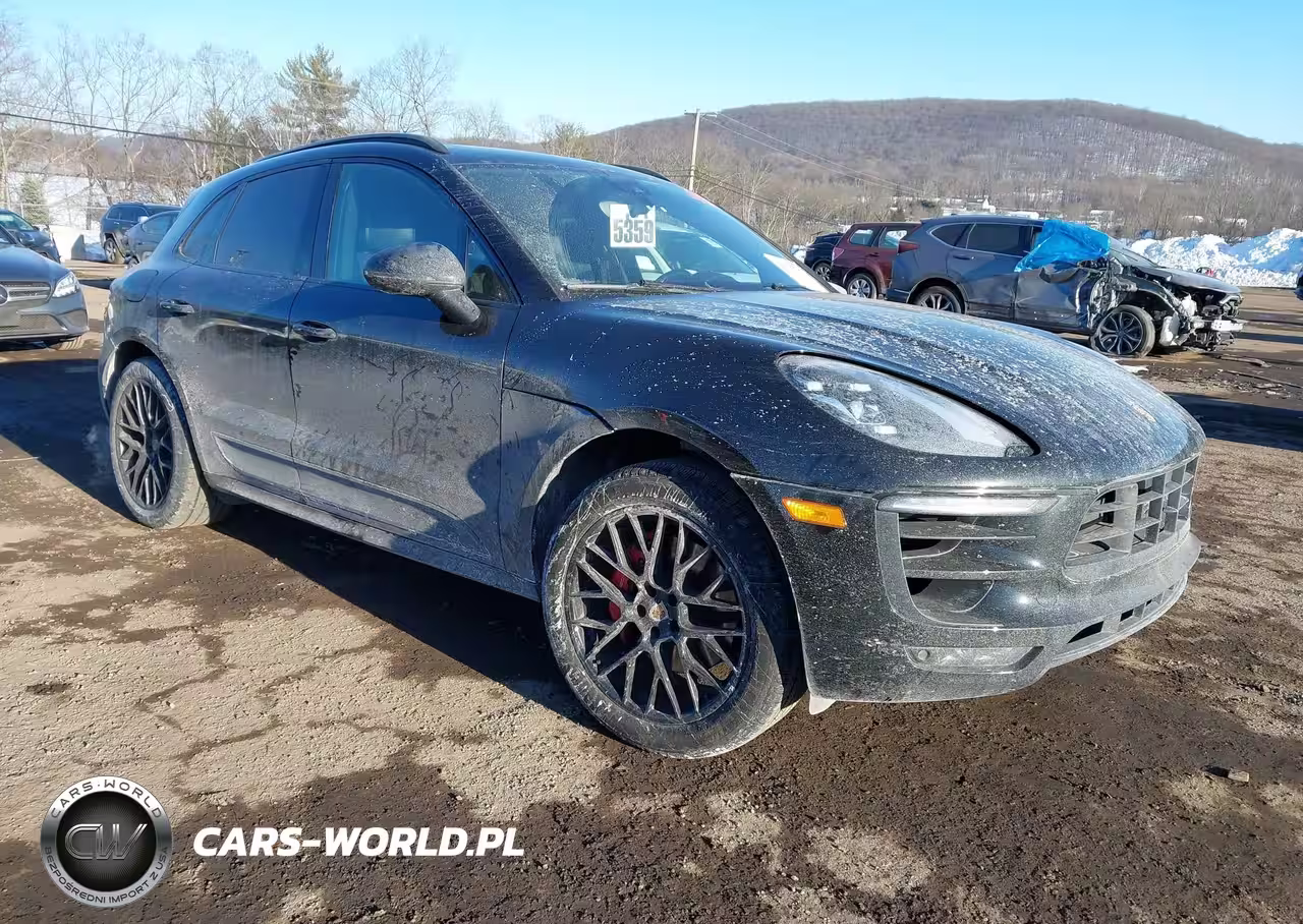 2018 Porsche Macan Gts