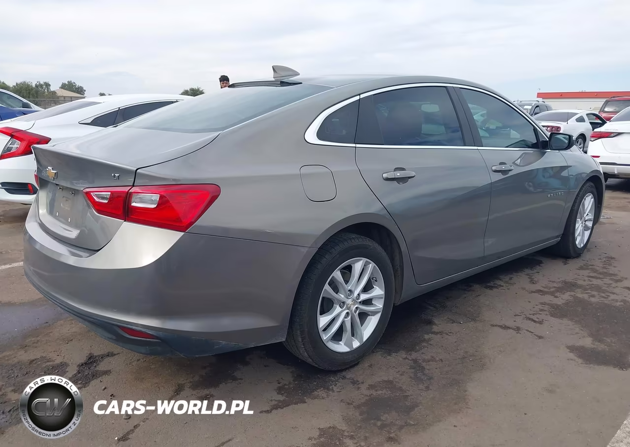 2018 Chevrolet Malibu Lt VIN:1G1ZD5ST9JF248240 - 4
