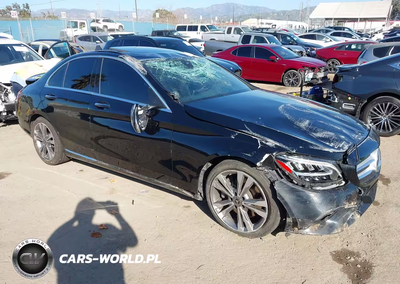 2019 Mercedes-Benz C 300