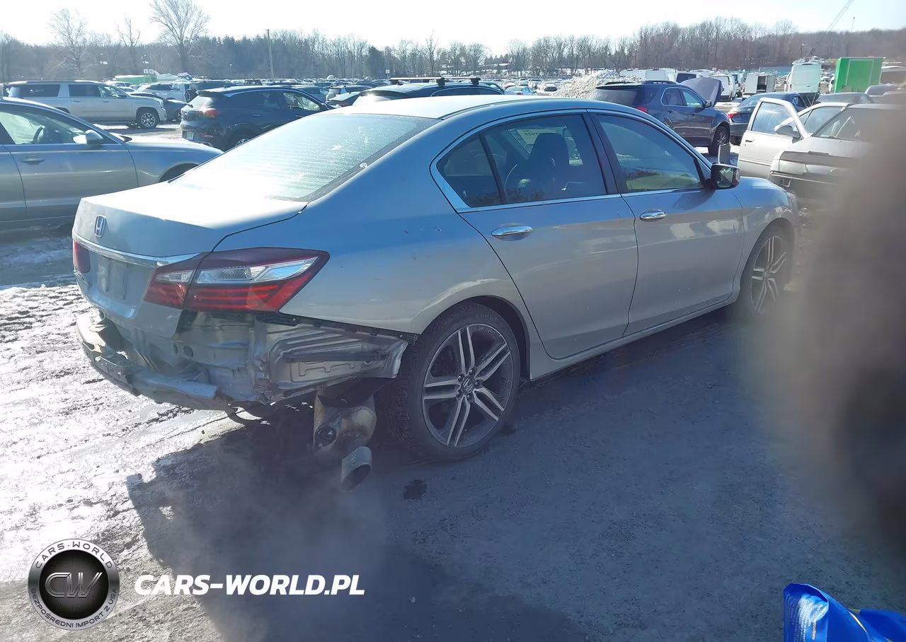 2017 Honda Accord Lx VIN:1HGCR2F32HA288742 - 4