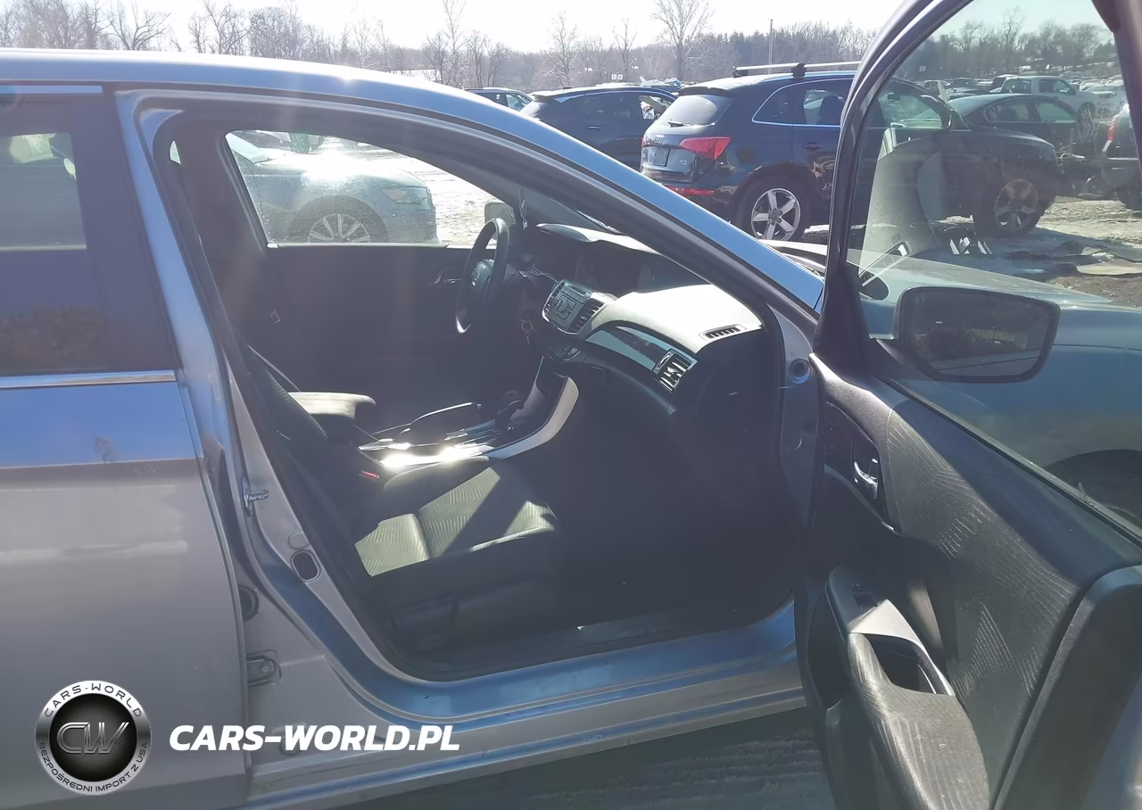 2017 Honda Accord Lx VIN:1HGCR2F32HA288742 - 5