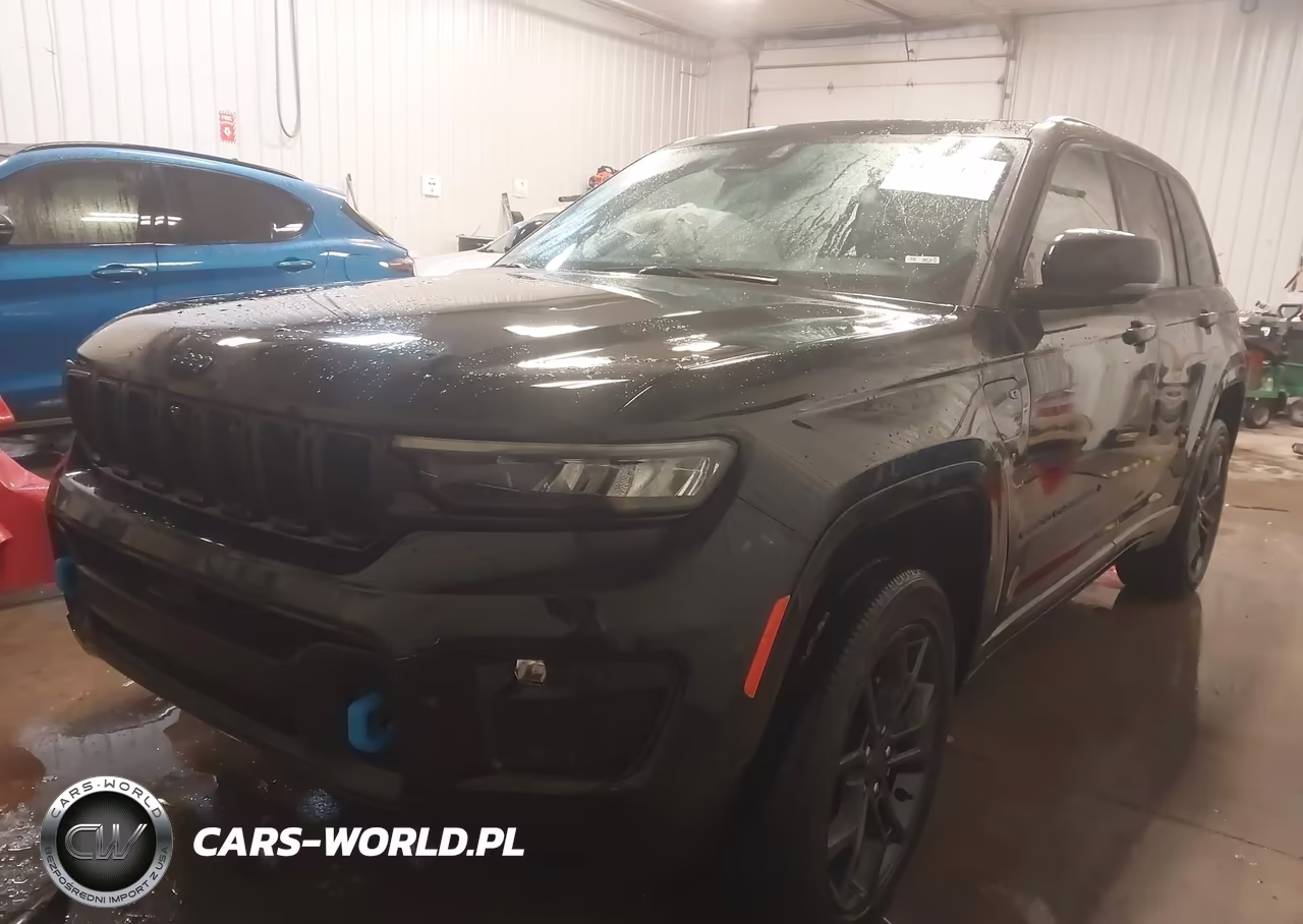 2025 Jeep Grand Cherokee 4Xe Anniversary Edition VIN:1C4RJYB69S8651913 - 2