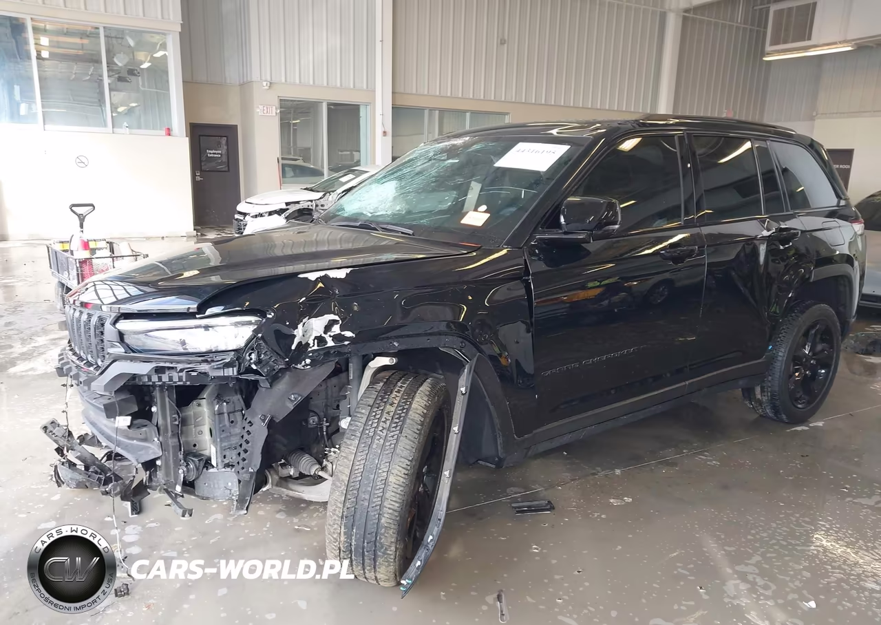 2023 Jeep Grand Cherokee Altitude X 4X4 VIN:1C4RJHAG3PC632336 - 18