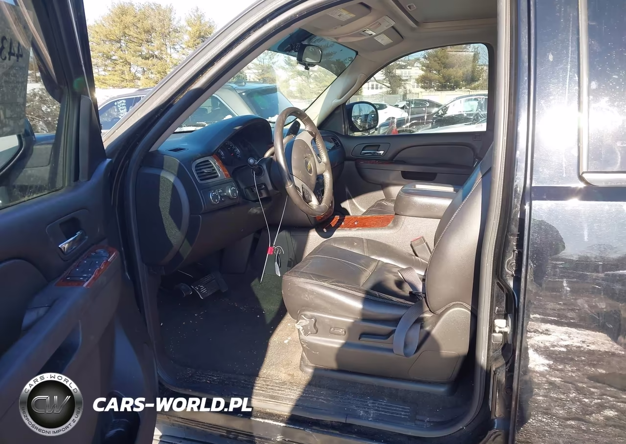 2011 Chevrolet Suburban 1500 Lt1 VIN:1GNSKJE35BR113864 - 5